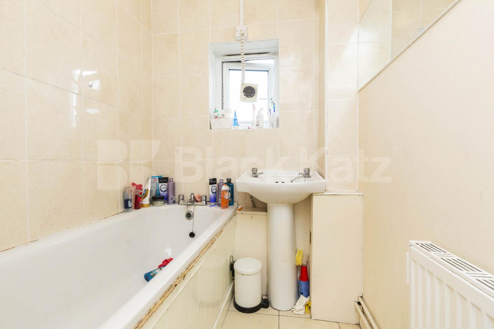 Perfect for 3 sharers and located in old street a zone 1 location Evelyn Walk, Old Street - Shoreditch